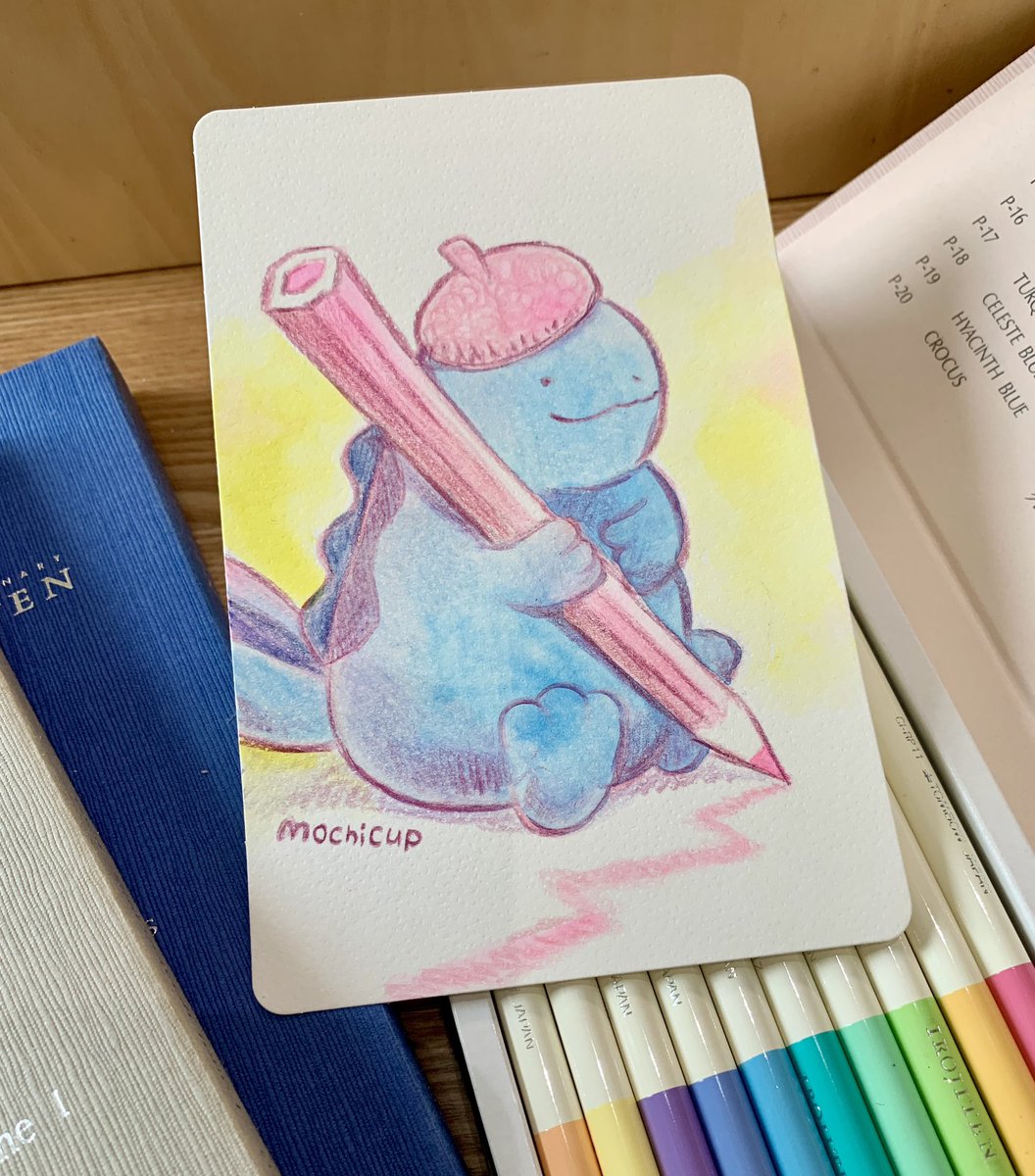 最初はね、fitヌオちゃんがこのアカウントの絵を描いてる設定にしたかったんだぬ(˙𐃷˙)
ぬい用のベレー帽を持ってないので、絵で描きました✏️

着色/色辞典•Ofufu固形水彩
紙/ダイソーエンボスペーパー

#もちこっぷのぬお絵描き