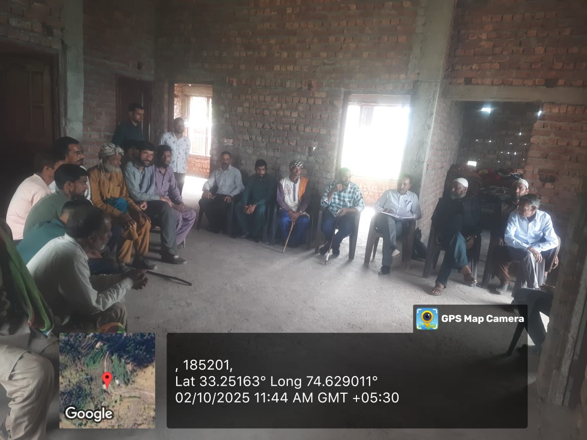 dmrajouri's tweet image. A Special Gram Sabha under Mission Aadi Karmayogi was held at #Khawas, highlighting community participation in shaping vision plans and fostering inclusive tribal growth. 

#AadiKarmayogi #TribalDevelopment #Rajouri

@PMOIndia @HMOIndia @TribalAffairsIn
@diprjk @Abhi1shrma