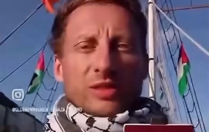 Pajac Sterczewski przekonał się, że  wojsko Izraela to nie Straż Graniczna w Polsce którą wyzywał od gestapowców i bandytów.