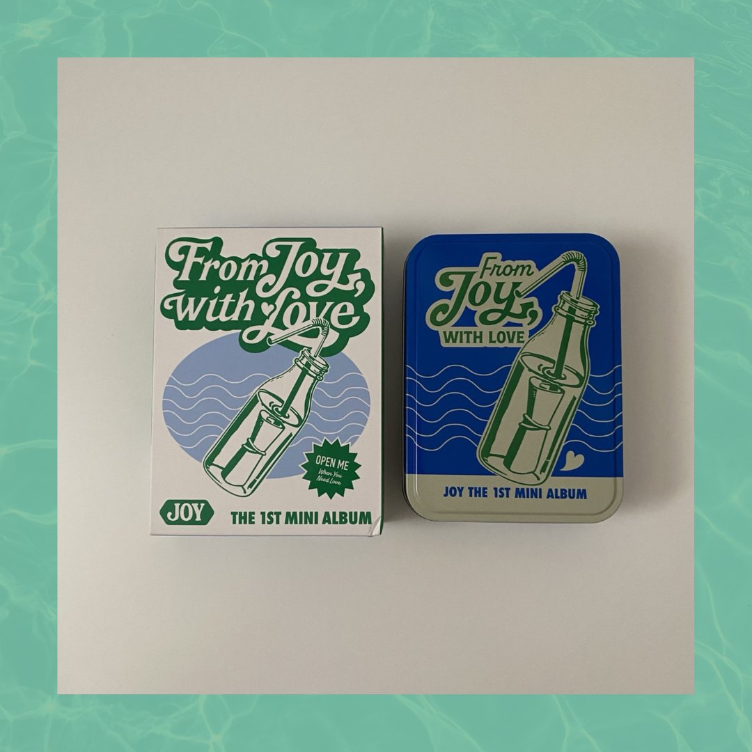 multifangrl97's tweet photo. we’ve got (joyful) mail!

📪🍏🥤⛱️🍦☀️🌊

totally obsessed with the tin box packaging concept~so retro and creative!!! 💯👏

thank you ligaya for this amazing album~always been proud of you!!! 💚

#FromJOYwithLOVE #1stMiniAlbum
#JOY #JOYLO #RedVelvet https://t.co/uHZR5Dejp7