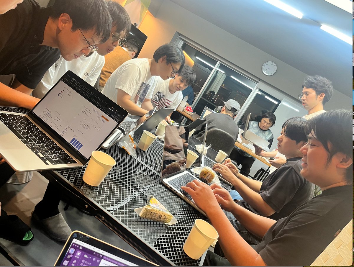HORIZON_TECH_PR's tweet image. 【AWS勉強会を開催しました！】 
昨日は、1人1アカウントでインフラ構築にチャレンジするAWS勉強会を実施しました！💻✨
広報担当も一緒に参加しましたが、インフラ構築は難しく…。エンジニアの皆さんの熱量と楽しそうな雰囲気がとても印象的でした！🔥
次回は応用編を予定しています。お楽しみに😊