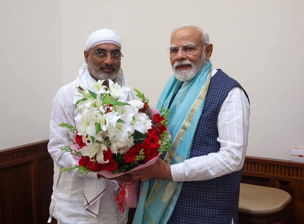 हरीश भैया लिखते हें (@mp4bjpharish25) on Twitter photo तिथि अनुसार आज विजय दशमी पर जन्मे किसान संत मां नर्मदा के अन्य भक्त होशंगाबाद लोकसभा से सांसद मा.
श्री <a href="/Darshan4Seva/">Darshan Singh Choudhary ( मोदी का परिवार )</a> जी
भाईसाहब को जन्म दिवस पर अनंत शुभकामनाएं
मां नर्मदा से आपके उत्तम स्वास्थ्य दीर्घायु की कामना करता हूं !!
<a href="/narendramodi/">Narendra Modi</a>
<a href="/BJP4MP/">BJP Madhya Pradesh</a>
<a href="/AmitShahOffice/">Office of Amit Shah</a>
<a href="/BJP4India/">BJP</a> तिथि अनुसार आज विजय दशमी पर जन्मे किसान संत मां नर्मदा के अन्य भक्त होशंगाबाद लोकसभा से सांसद मा.
श्री <a href="/Darshan4Seva/">Darshan Singh Choudhary ( मोदी का परिवार )</a> जी
भाईसाहब को जन्म दिवस पर अनंत शुभकामनाएं
मां नर्मदा से आपके उत्तम स्वास्थ्य दीर्घायु की कामना करता हूं !!
<a href="/narendramodi/">Narendra Modi</a>
<a href="/BJP4MP/">BJP Madhya Pradesh</a>
<a href="/AmitShahOffice/">Office of Amit Shah</a>
<a href="/BJP4India/">BJP</a>