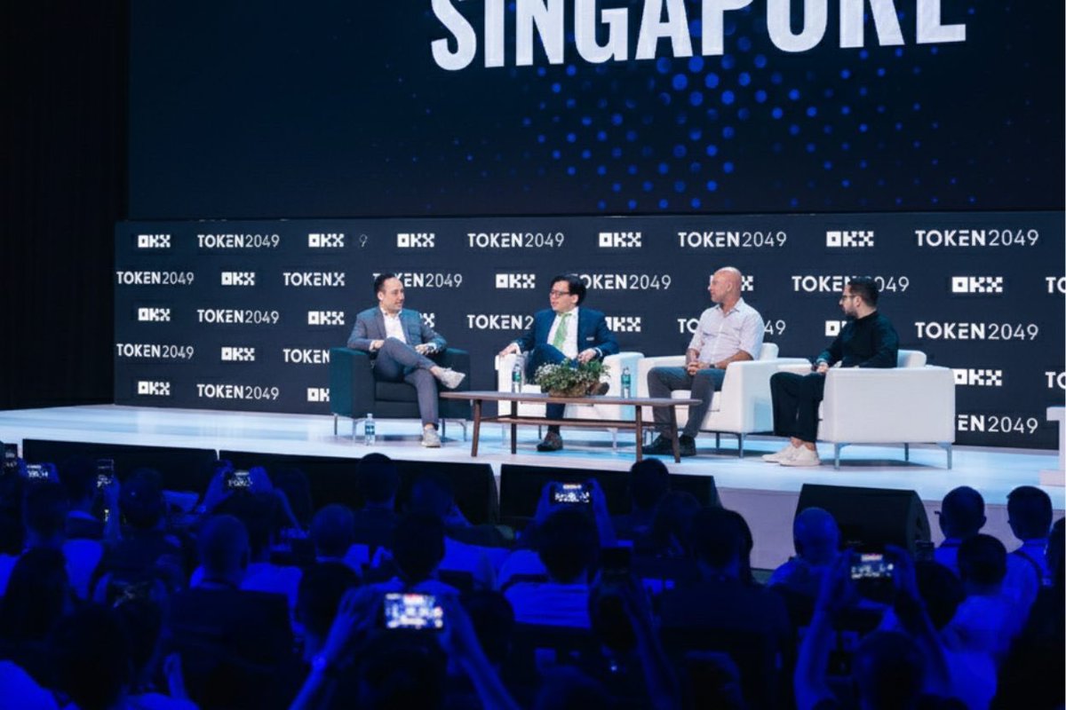 AnybodyGlobal's tweet photo. Hello from TOKEN2049 Singapore!

We’re excited to at one of the biggest gatherings in the blockchain and Web3 space. At Anybody, we believe the future of creativity and business is powered by AI, and we’re glad to be here sharing that vision. Meeting innovators, builders, and dreamers reminds us why we started: because Anybody Can Be Somebody. Let’s connect and shape the future together.