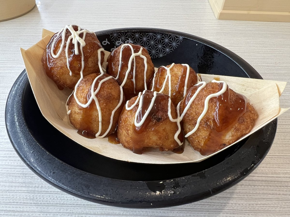 emydidae38's tweet photo. たこ焼きが美味い！
#はま寿司 https://t.co/ZnDbz99hlI