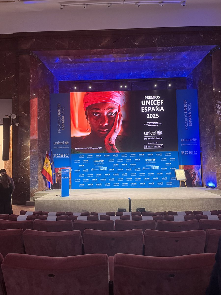 Laura Riestra tweet media