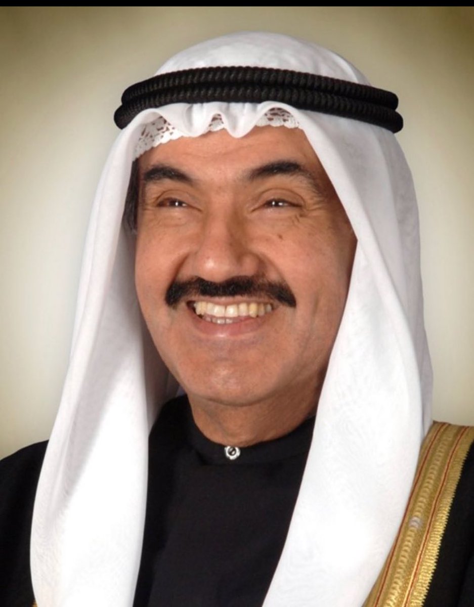 من  2012 وحتى 2025 أي خلال 17 عام مر علينا 4 "رؤساء مجالس وزراء " ولم يطرأ اي تحسين حقيقي للمعيشة
فالتحسن الحقيقي والملموس كان في عهد ناصر الخير الذي تولى رئاسة مجلس الوزراء  6 أعوام من ( 2006-2011 ) و رأينا فيه الخير كله مثل ( زيادة بدل ايجار - غلاء معيشي -زيادة رواتب والكوادر )