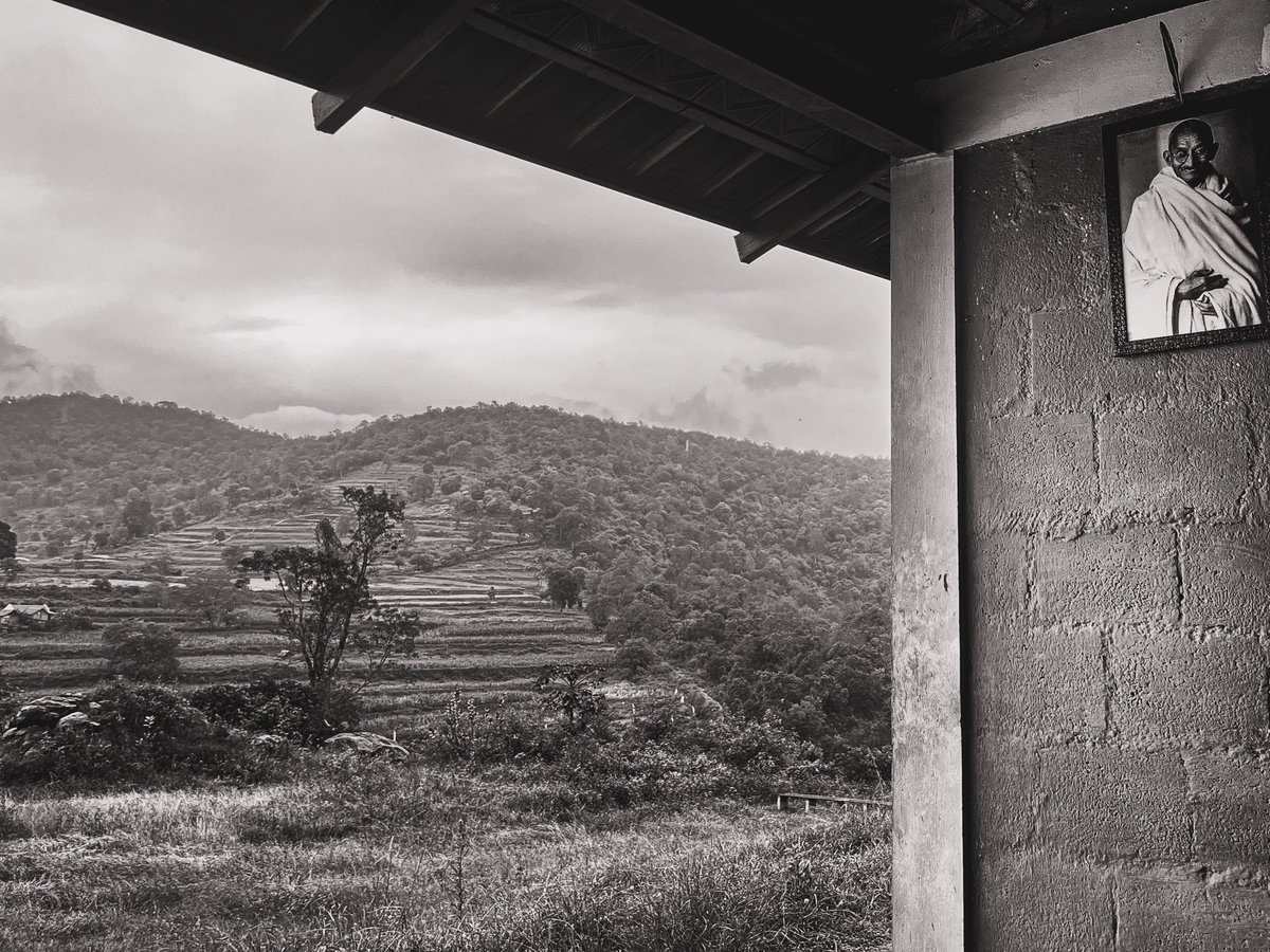 deenankathir's tweet photo. Portrait of a Mahatma in the mountains! 

/ மலைத்தங்குமிடம் / Dec 2024 / 

#GandhiJayanthi2025 https://t.co/nLI70Ko6DH