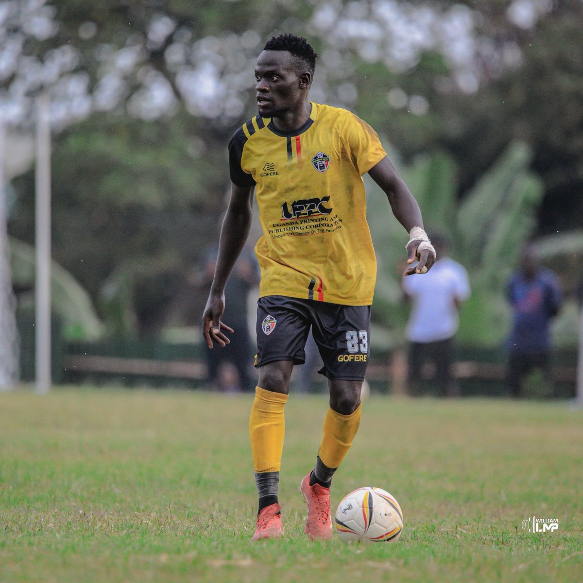 WilliamLmp's tweet photo. ๐ธ|| Photos
๐|| @UPL
โฝ๏ธ|| @UPPC_FC 2 - 1 @LugaziFC
#StarTimesUPL || #EBBLUG || @UPL https://t.co/6w7FzGXayX