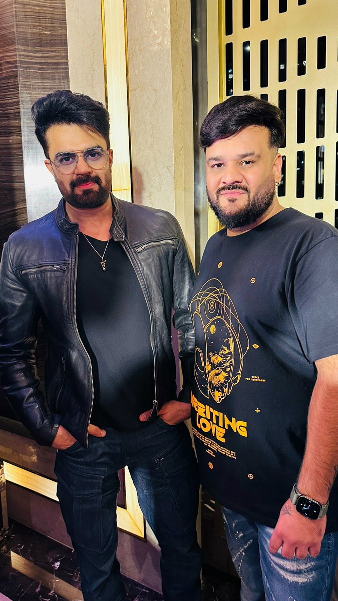 LPrem98's tweet image. Bole to full on #entertainment #SunnySanskariKiTulsiKumari