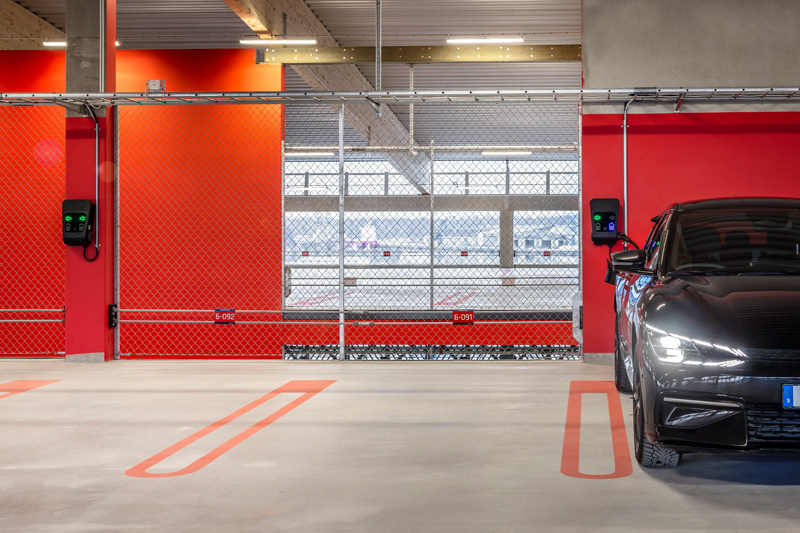 proelectrician's tweet image. It’s all about plug or no plug for hybrid EV drivers

Find out more here - bit.ly/4pWGvJ1

#hybriddrivers #hybridEV #chargepoints #CTEK