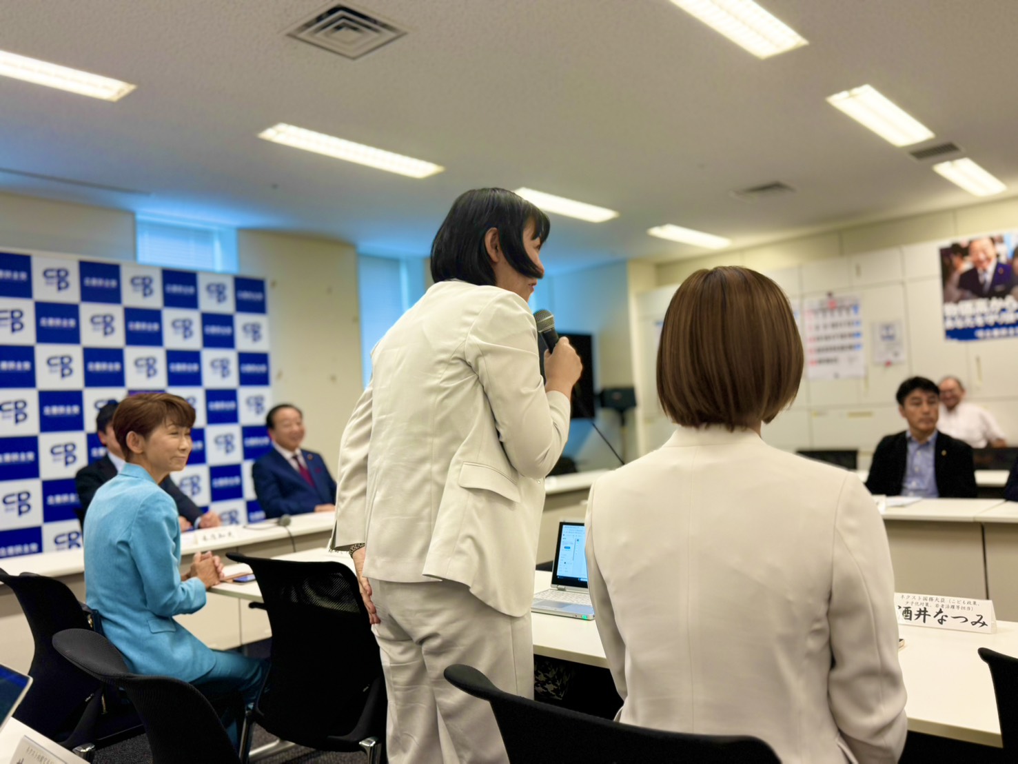 歴代国会議員名鑑 全三巻 議会制度研究会保存 歴代国会議員名鑑 全三巻 議会制度研究会保存 歴代国会議員名鑑