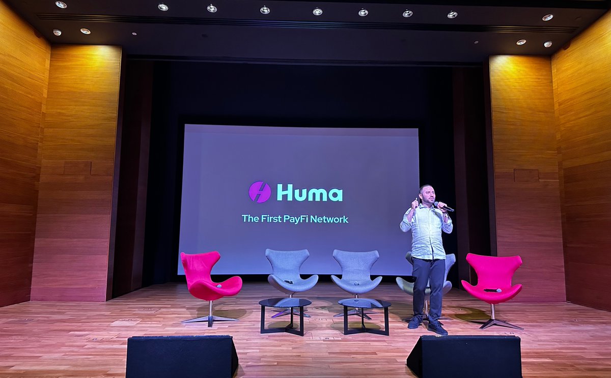 humafinance's tweet image. Live from the RWA Singapore stage by @nft_paris & @redstone_defi 🇸🇬
Key takeaways from @0xErbil’s keynote:
- How $PST has grown to 86K+ holders while assets by Blackrock, Ondo got stuck at hundreds.
- Innovation & growth opportunities in PayFi: Looping, Risk & Liquidity,…