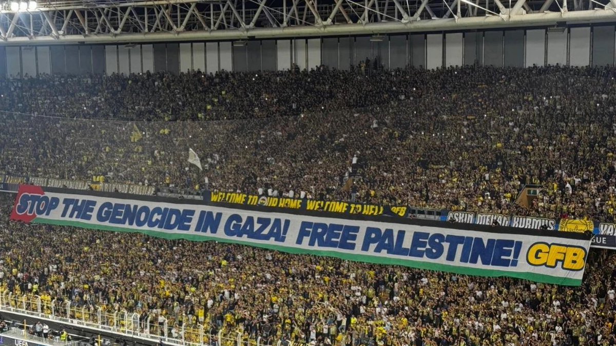 “Bir sabah gelecek, kardan aydınlık” 
#FreePalestine