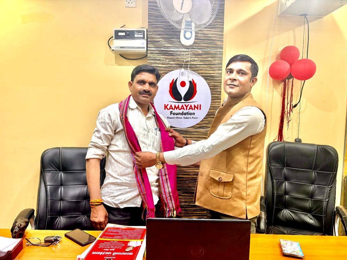 KamayaniFNGO's tweet image. भारतीय जनता पार्टी गौतमबुद्धनगर ज़िला आईटी संयोजक, श्री @CMBhardwaj1 जी आपको जन्मदिवस की हार्दिक बधाई एवं अनंत शुभकामनाएं  🎉🎉

प्रभु श्री राम जी की कृपा सदैव आपके साथ बनी रहें, आप स्वस्थ रहें और दीर्घायु हों 🙏🙏

 #GreaterNoida #AllFriends #kamayanifoundatio