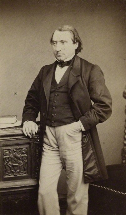 akraeides's tweet image. 