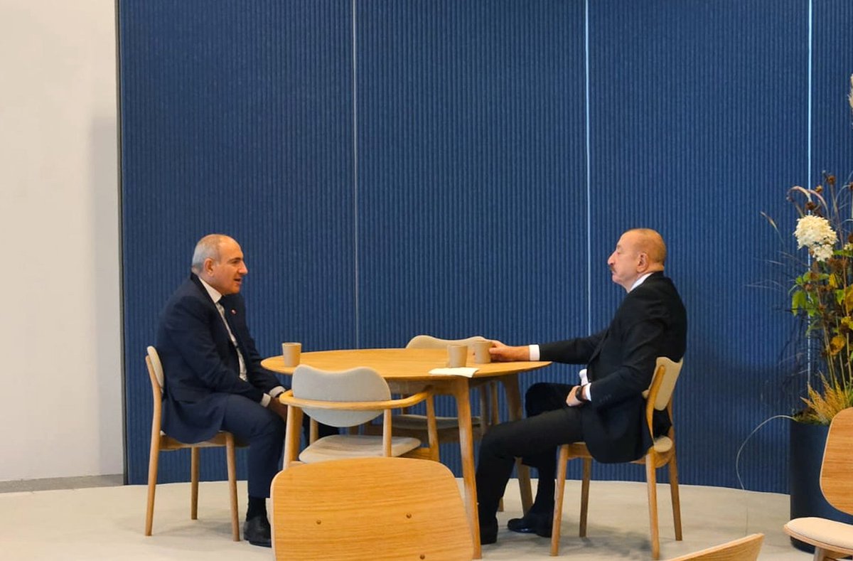 AzMissionNATO's tweet image. President of the Republic of Azerbaijan, H.E. Ilham Aliyev, is attending the 7th European Political Community Summit in Copenhagen.
@presidentaz met with @NikolPashinyan on the sidelines of the #EPC Summit.
 president.az/en/articles/vi…
