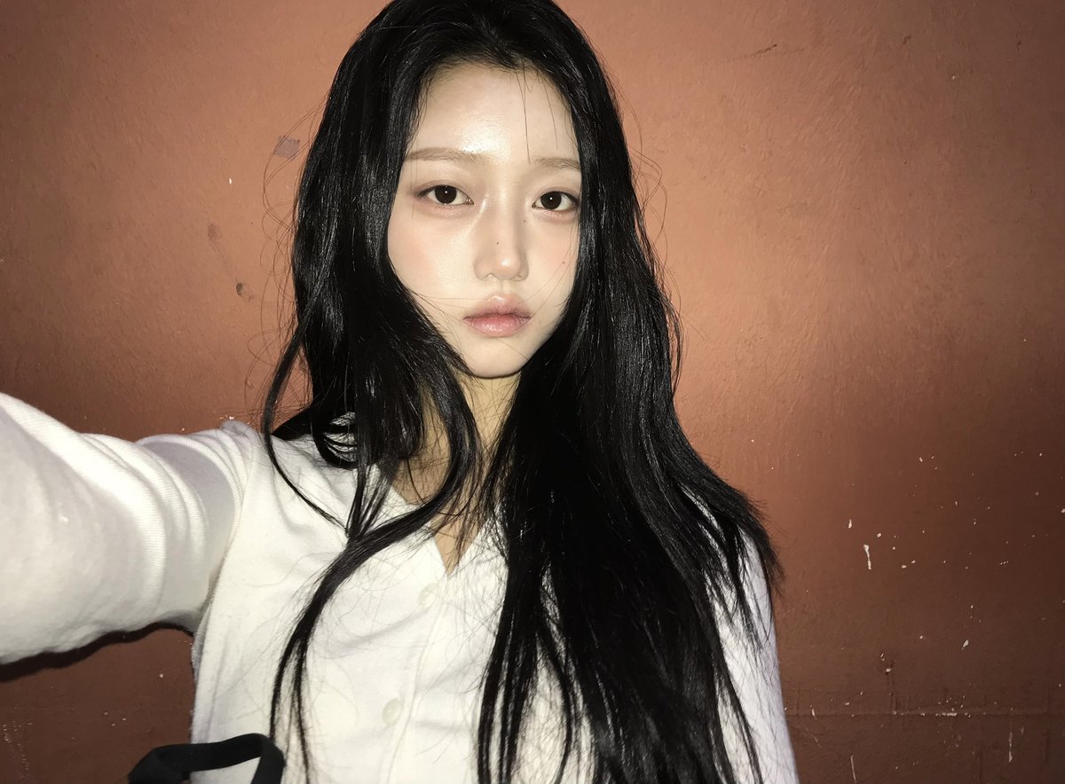 채채 tweet media