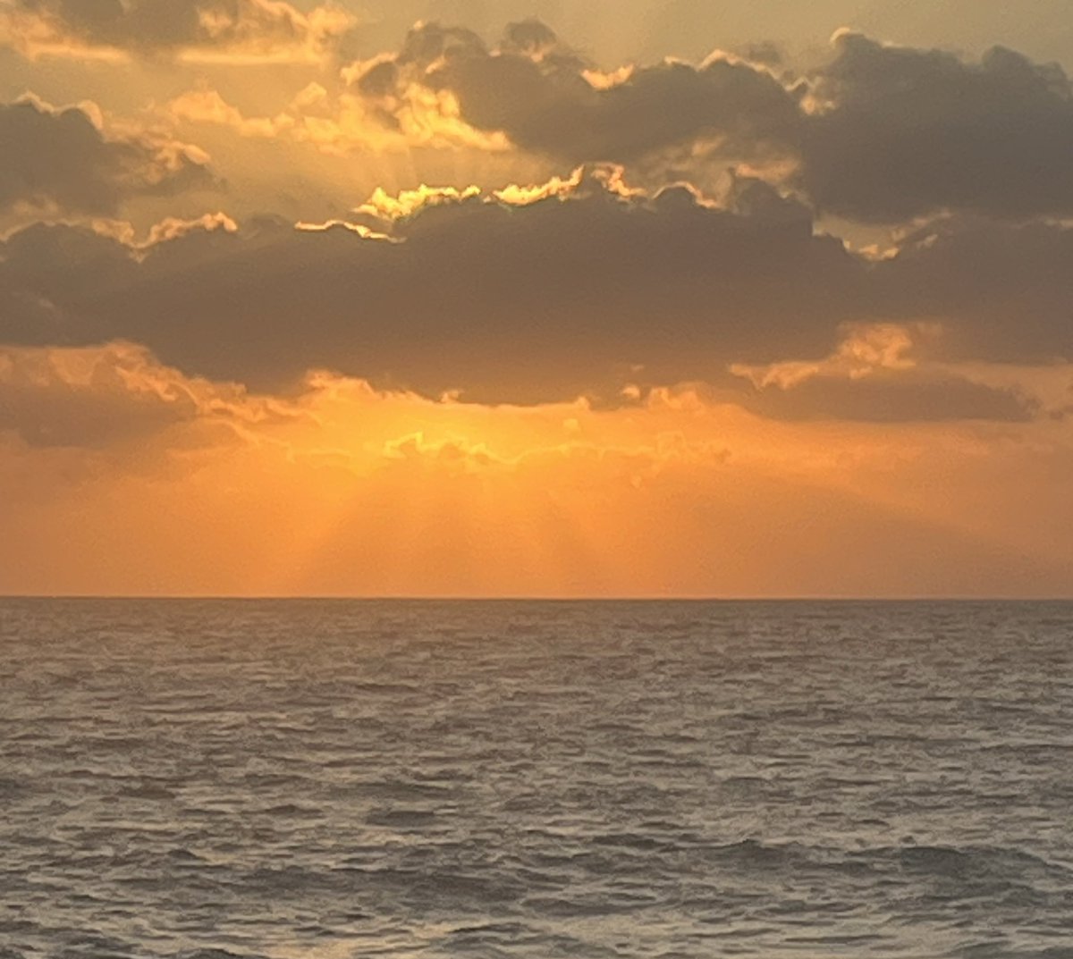 Home from a memorable trip away with some great friends, Cyprus is a special place for me for many reasons 💙 watching the sunset over the island was perfect 🌅