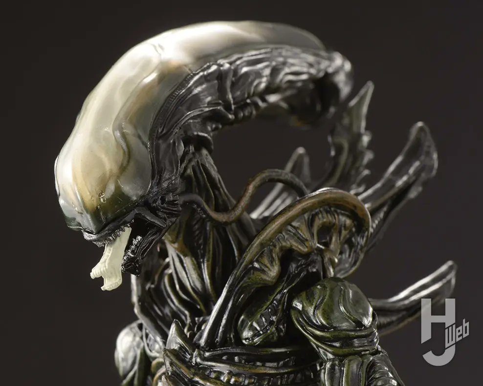 エイリアンフィギュア ゼノモーフ 生命体と機械が融合したかのようなグロ美しさ…ゼノモーフの造形を