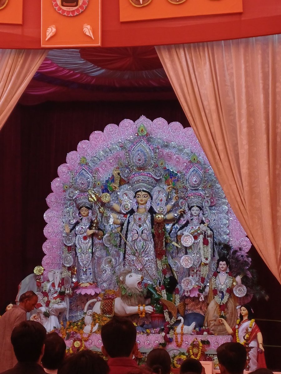pragyaaa06's tweet photo. went to a pandal for the first time 🩷 https://t.co/5GTTNbwpjv