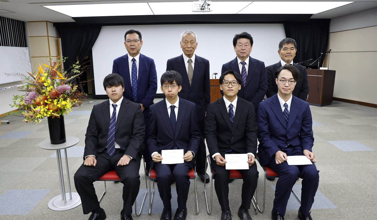 アストロデザイン tweet media