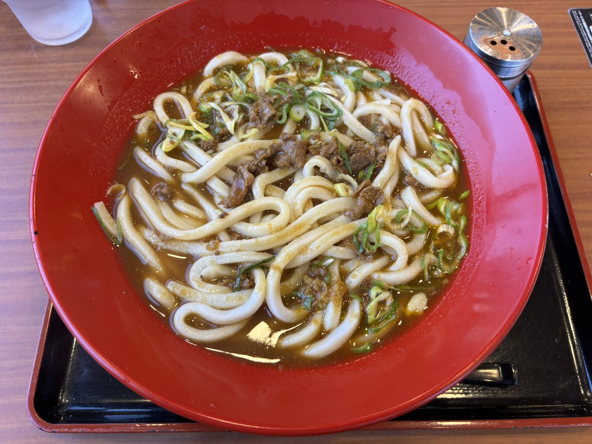 出かけるつもりなかったけどオイル交換に🚗

2日連続うどん3玉

⬅️丸亀製麺　➡️得々