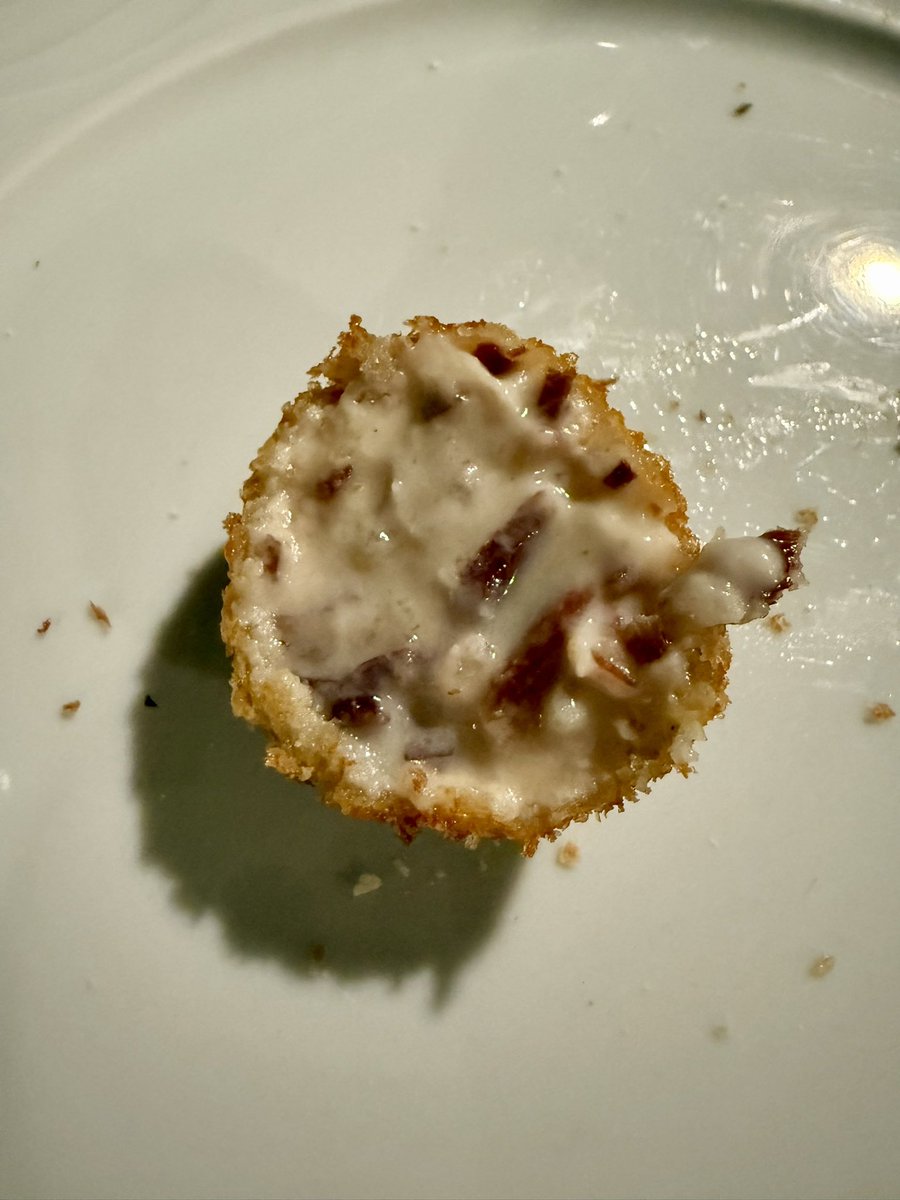 Carlos Sancha tweet media