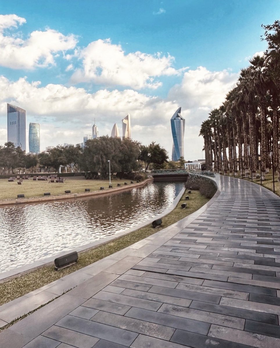 mesh3lal7rbi's tweet image. الكويت الجميلة 🇰🇼 في صور
MY CITY 🇰🇼 
( تصويري ) 📱🇰🇼 

#الكويت #كويت #مدينة_الكويت #صباح_الخير #صباح_الأشياء_المُشرقة #صباح_الخير_والسعاده_للجميع #تصوير #تصويري #صورة_اليوم #صور #صورة
