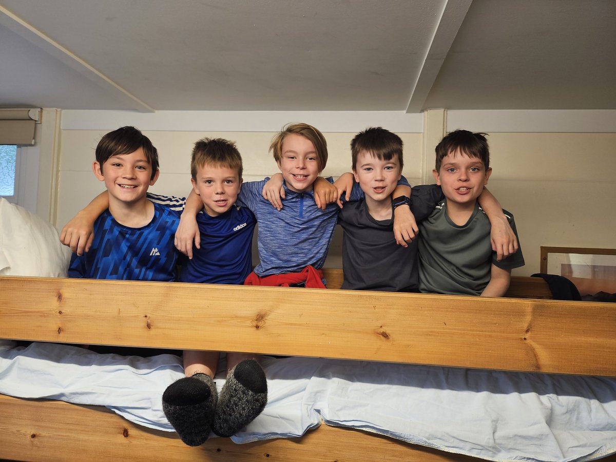 Ysgol Wepre School tweet media