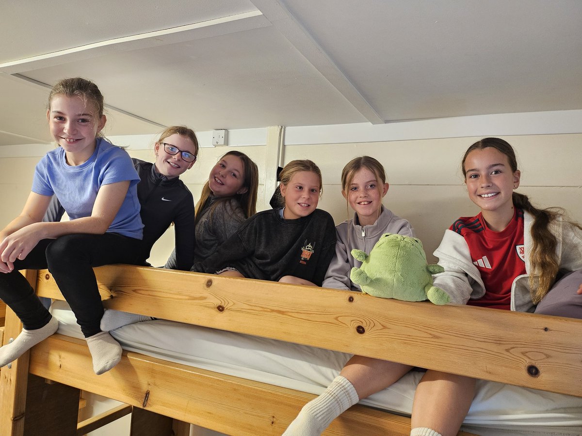 Ysgol Wepre School tweet media