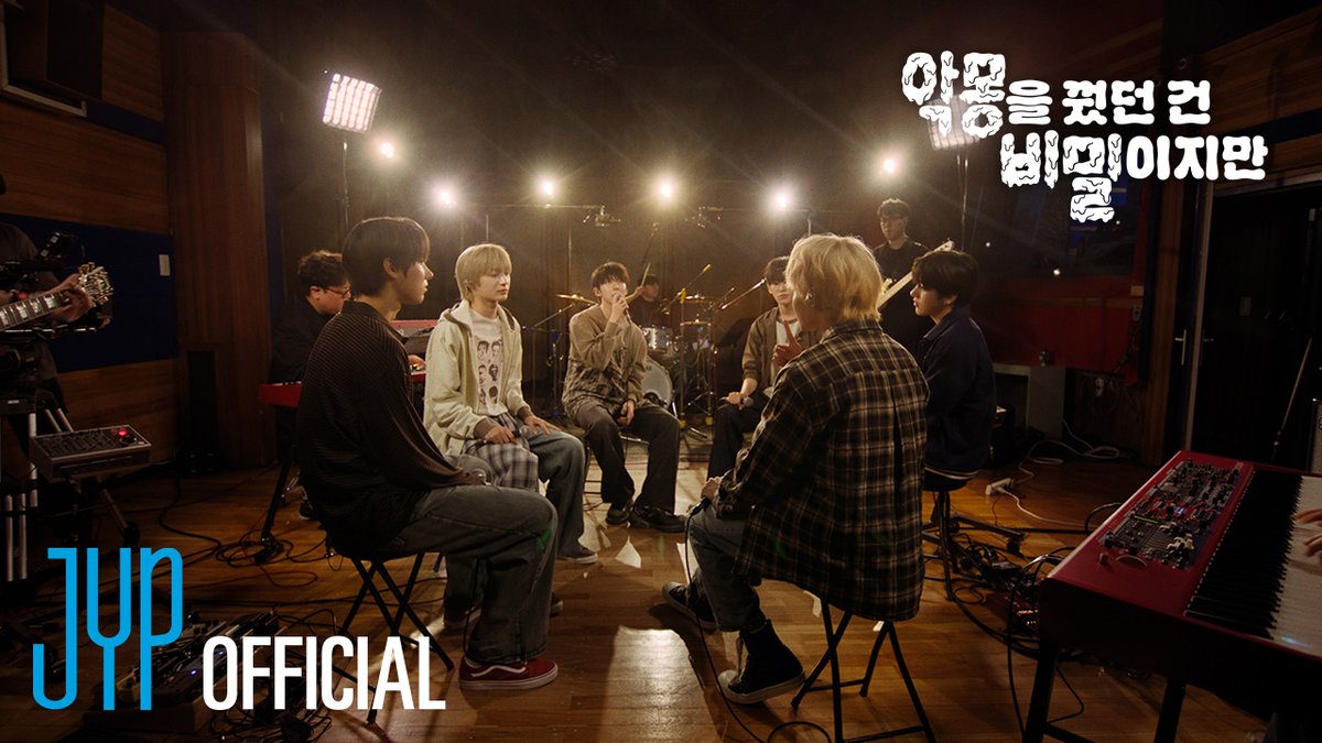 KickFlip(킥플립) "악몽을 꿨던 건 비밀이지만" Live Clip

youtu.be/ywr4I9UIO3o

#KickFlip #킥플립
#My_First_Flip #악몽을_꿨던_건_비밀이지만 #Secret_Nightmare