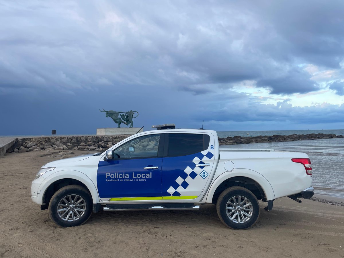 Policia Local Vilanova i la Geltrú ◼ ◼ ◼ ◼ (@plvng) on Twitter photo Avui arrenca l’etapa final del procés selectiu per a les 1⃣0⃣ noves places d’agent de la @plvng. 
💙👮♀️👮♂️Us desitgem molta sort i encert a totes les persones aspirants. Endavant! 💪✨ Avui arrenca l’etapa final del procés selectiu per a les 1⃣0⃣ noves places d’agent de la @plvng. 
💙👮♀️👮♂️Us desitgem molta sort i encert a totes les persones aspirants. Endavant! 💪✨