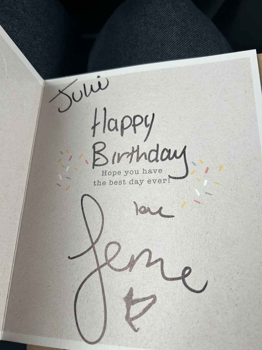 juliebry2020's tweet image. Beat that birthday card ! 👏😘 

#Perrie #LittleMix #HappyBirthday