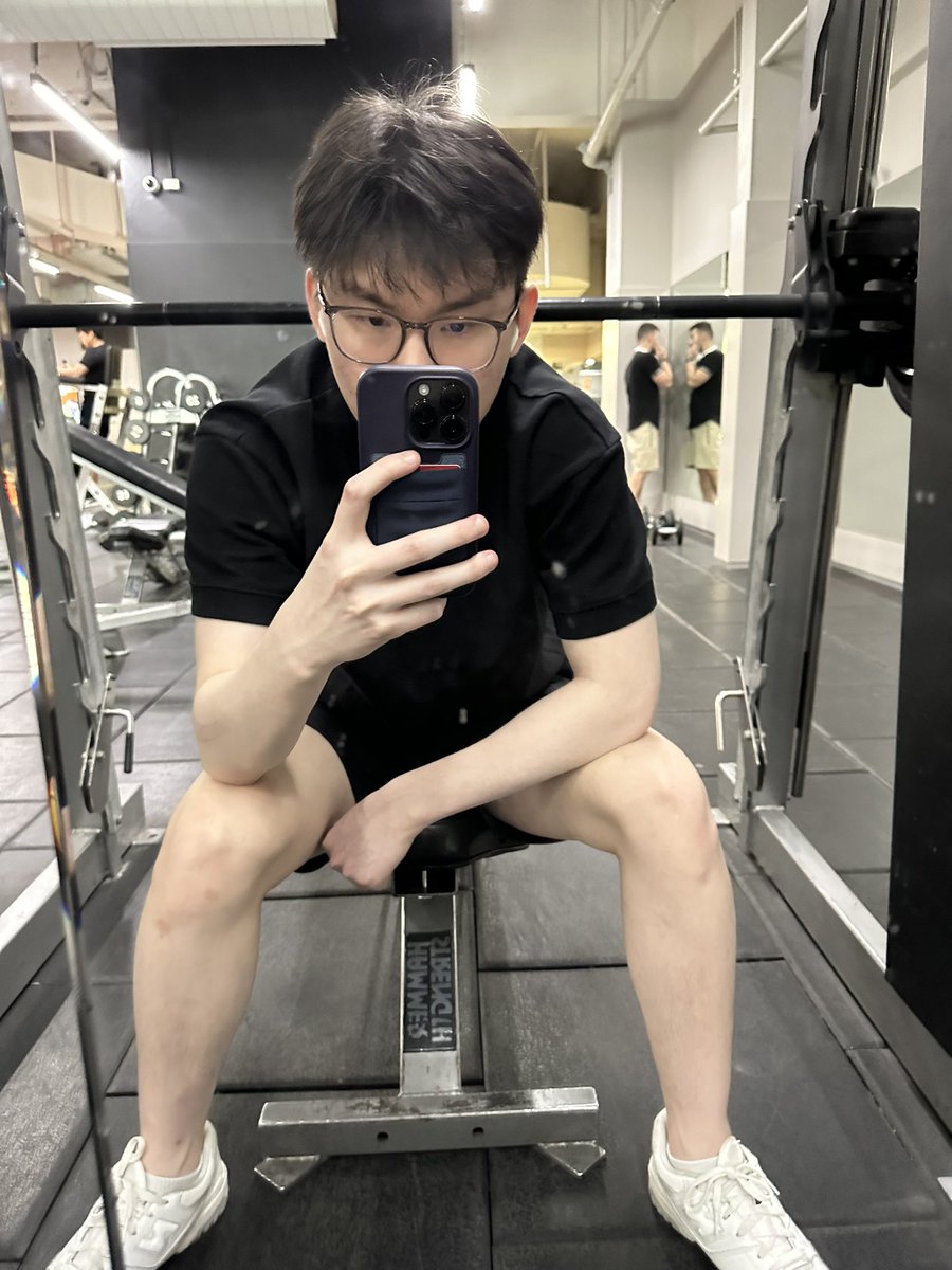 t9ruby's tweet image. Gymonad!! 

Time to lock in
Buff Rubi 2026 loading… ⏳

@monad