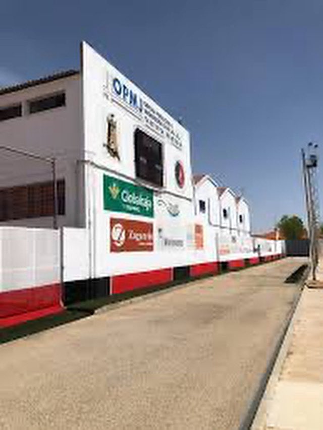 🏀💧 Unidas por Mota propone destinar los 15.000 € no usados en festejos taurinos a mejorar el Polideportivo y la piscina municipal. ¡Los baños necesitan atención urgente!

💬 “No pedimos más gasto, pedimos responsabilidad.”