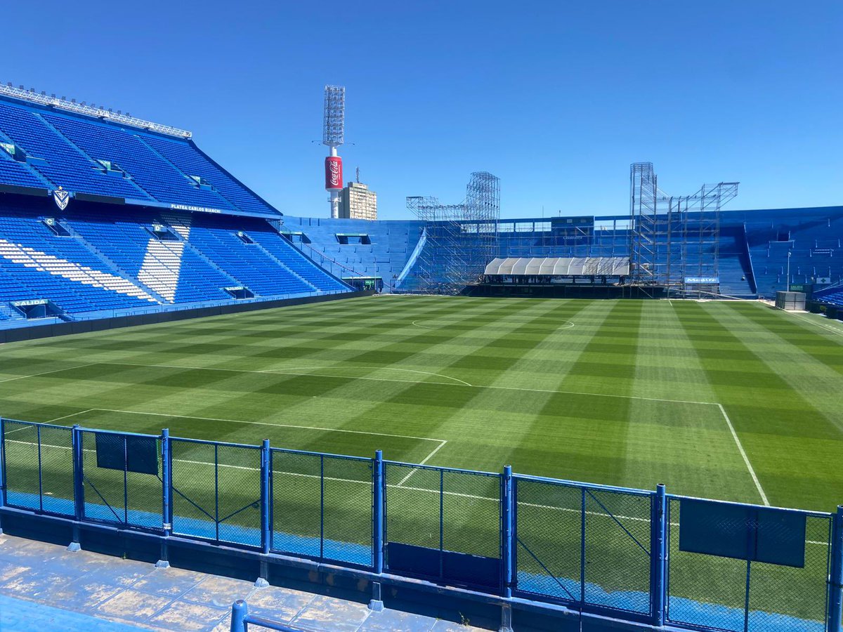 🌱✨At the end of 2022 and the beginning of 2023, our hybrid system Horizon was installed for <a href="/velez/">Vélez Sarsfield</a> and, as you can see by scrolling through the carousel, the conditions remain nearly perfect.

Don’t wait…choose the best.

ELEVATE YOUR GAME

#FLexGrass