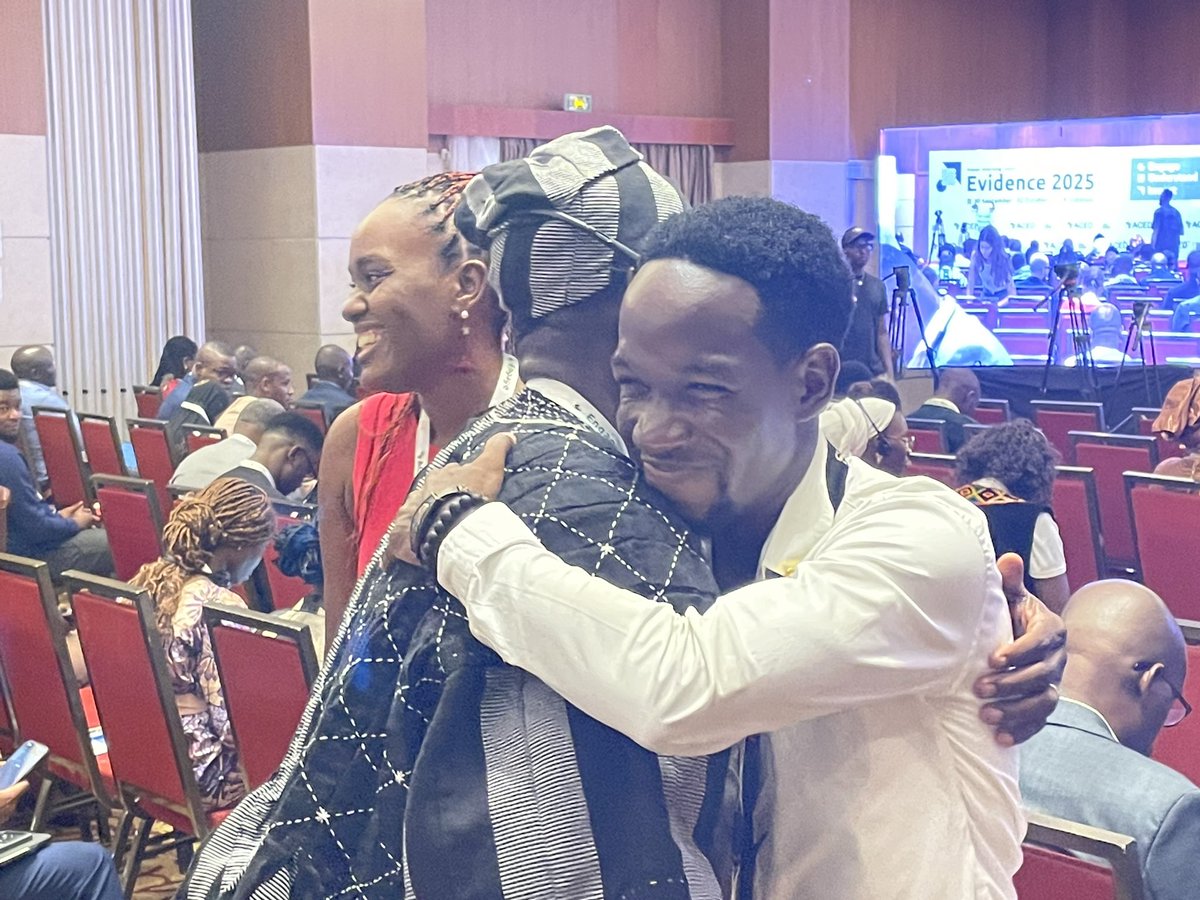 PACKS_Africa's tweet photo. Closing Day of #Evidence2025 in Cotonou! Over 3 days, we’ve seen stronger evidence use, continental cooperation, intersectoral collaboration & new standards of decision-making. Kudos to @Africa_evidence @acedafrica for placing Africa at the forefront of #EIDM. https://t.co/t2OSSyGeJq