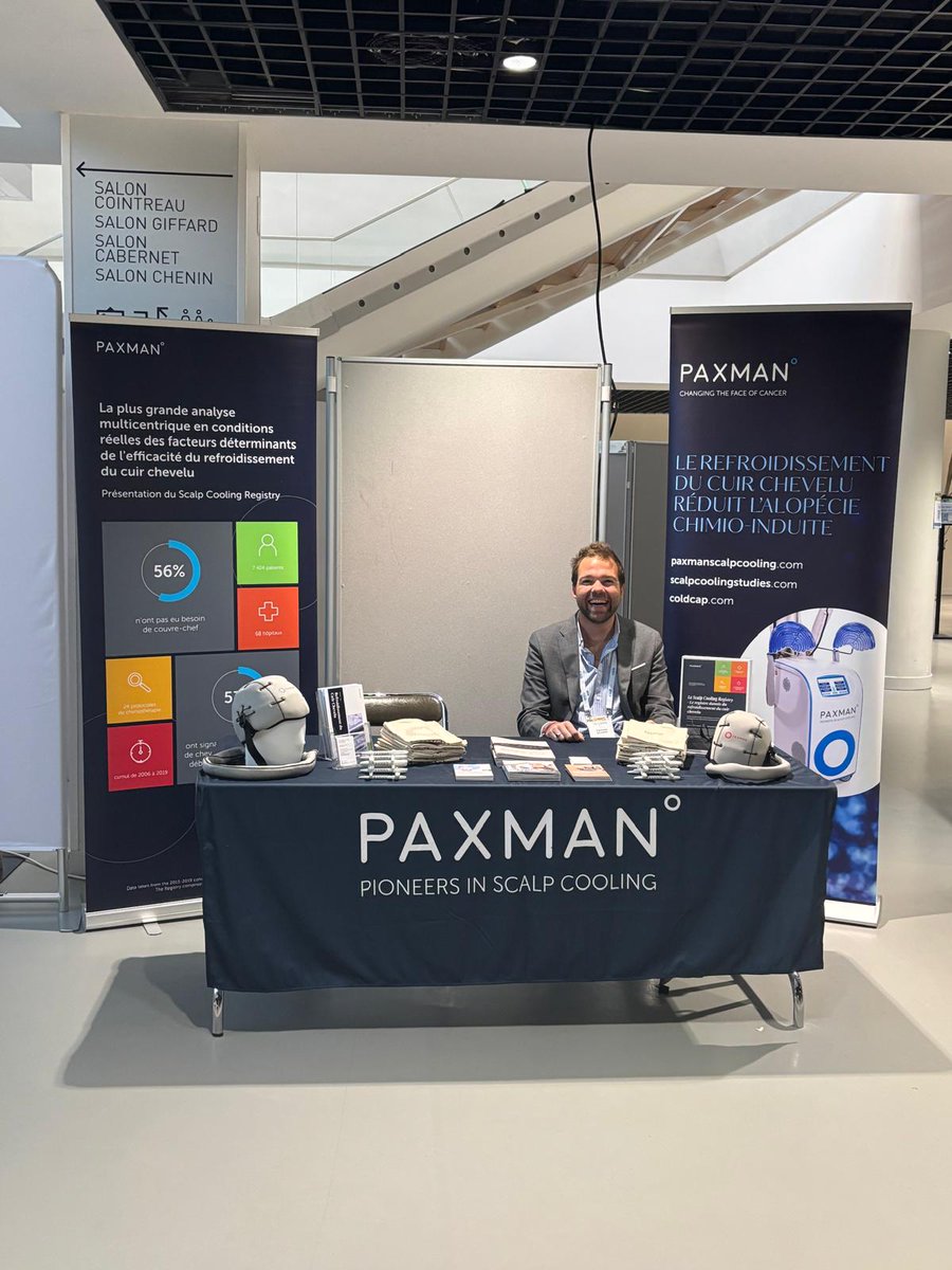 scalpcooling's tweet image. Charlotte and Clement are at Congrès National des Réseaux de Cancérologie today! Make sure to stop and visit the team talk about managing the side effects of chemotherapy if you are also attending. 

#CNRC2025 #ChangingTheFaceOfCancer #ScalpCooling