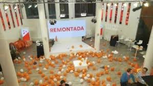 ssilviaaguilera's tweet photo. TODO EL MUNDO VOTANDO #SALMONES https://t.co/FVqNQv1buO