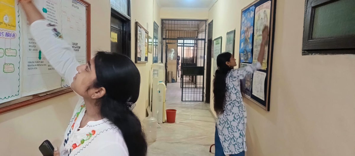SASRIndia's tweet photo. 01-Oct-2025:  Last day of #SwachhtaPakhwada, our teacher training unit actively took part in “Ek Ghanta Shramdan” by  cleaning the library, lecture halls, staff rooms, hallways &amp; the various facilities at the premise.  Here’s us taking action towards a cleaner &amp; healthier campus! https://t.co/afzGG74x4Y