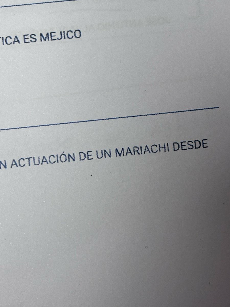 Autorización para actuación de mariachi en la calle. Administración local. Nunca te aburres.