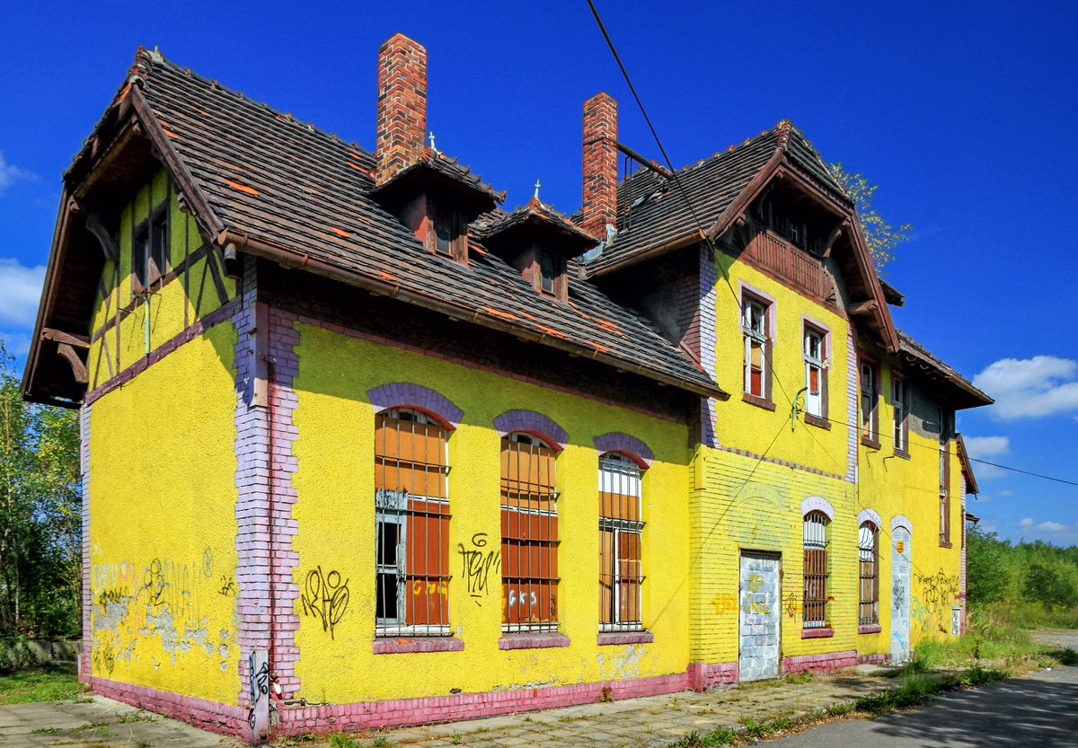 lmfao
Jastrzębie-Zdrój, population 82’000
Last train 2001