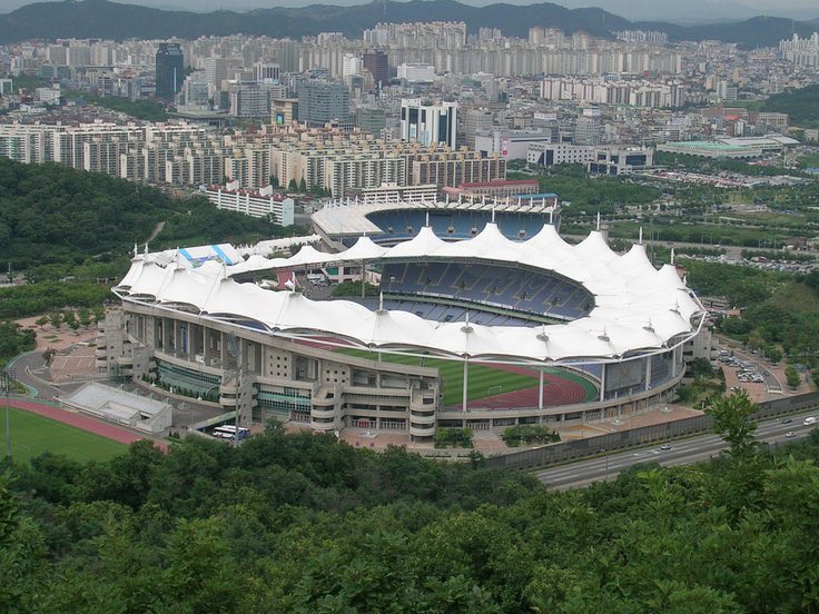 jinpopbase's tweet photo. #JIN is set to hold the ‘RUNSEOKJIN_EP.TOUR’ Encore at Incheon Munhak Main Stadium on October 31 &amp; November 1! 
With a massive 50,000 capacity https://t.co/kqBR3ifzxY