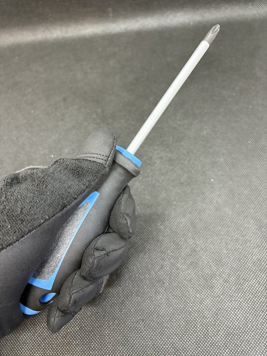 m__parts's tweet image. 4周年セール開催中です‼️‼️
新メーカーのご紹介✨
Witte（ヴィッテ）✨
ドイツ老舗メーカーのドライバー👍
大きいおむすび型グリップが特徴です😄
オイルで濡れた手でも滑り難い
マイクロファイバー付😄
是非‼️お試し下さい😄
#Witte