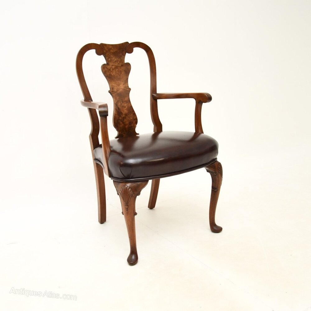 antiques_atlas's tweet image. For SALE on Antiques Atlas we have this  #Antique Queen Anne Style Burr Walnut Dining Set antiques-atlas.com/antique/antiqu… Dating from the 1920-30’s.  🎂🥂🍾🍽️
From Marylebone Antiques @retroantiques1 #antiquefurniture #diningtable #antiquetable #antiquediningtable