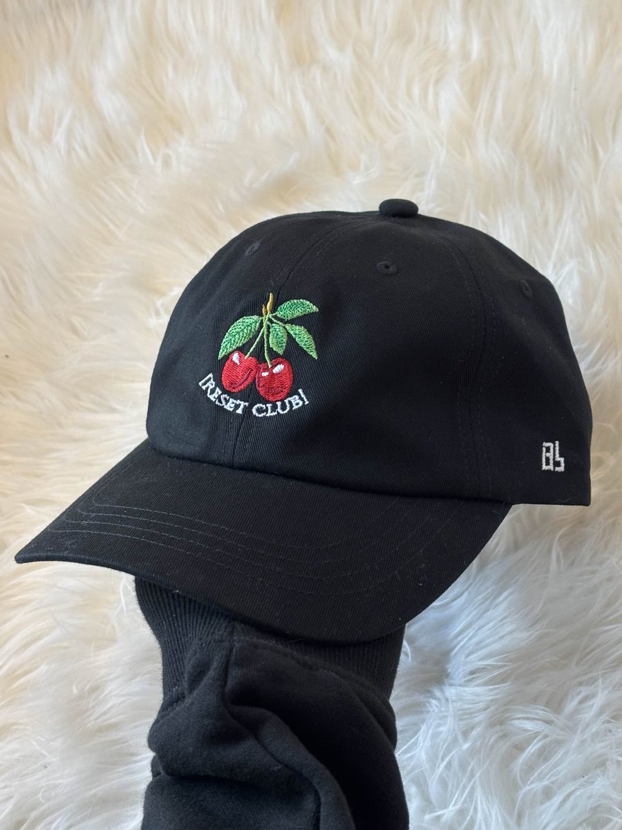 bbytesizedd's tweet image. My new merch is out now and I am very proud of this one if you want to check it out :) bbytesizedd-shop.fourthwall.com