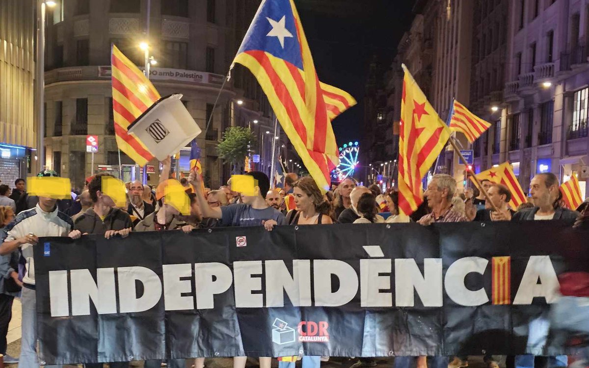 CDR Catalunya #RevoltaPopular 🔥 tweet media