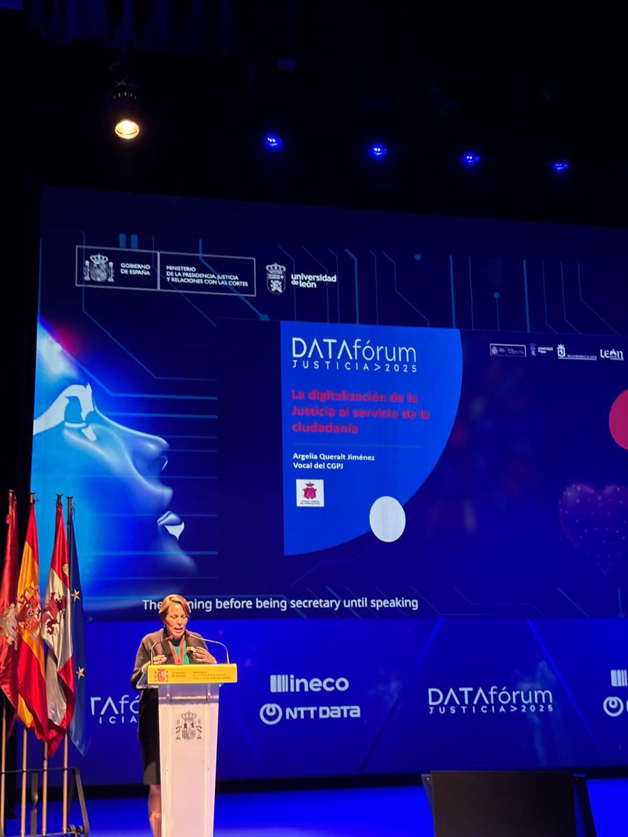 ArgeliaQueralt's tweet image. Ayer tuve el honor de hablar en el #Dataforum sobre como afecta a la ciudadanía la digitalización de la justicia, organizado por @justiciagob.
