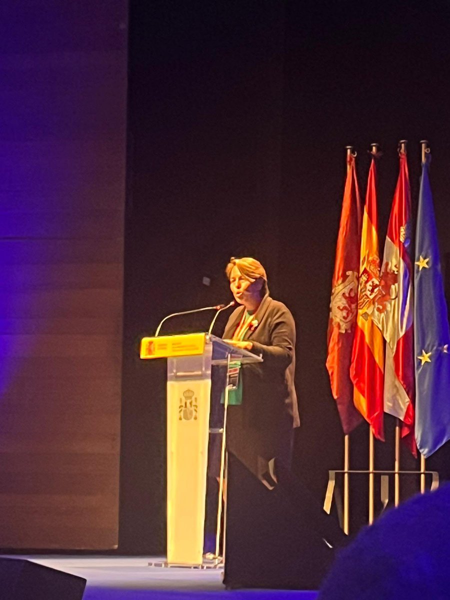 ArgeliaQueralt's tweet image. Ayer tuve el honor de hablar en el #Dataforum sobre como afecta a la ciudadanía la digitalización de la justicia, organizado por @justiciagob.