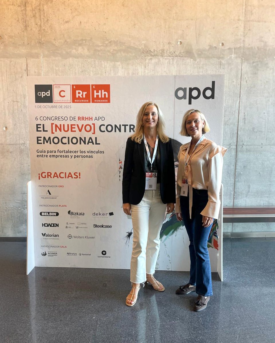 La directora de Personas, Ana Lobato, y la directora de Comunicación y Marketing, <a href="/patrysanvi/">Patricia San Vicente</a> asistieron al #congresoAPDrrhh “El nuevo contrato emocional” en Bilbao para descubrir tendencias en la gestión del talento y fortalecer vínculos entre empresas y personas

#PalibexSonríe